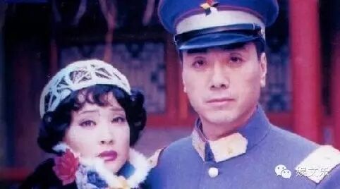 伍卫国 爱上刘晓庆的代价  往事