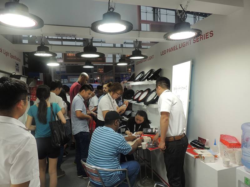 光亚展：“UFO”来了，会飞得高吗？