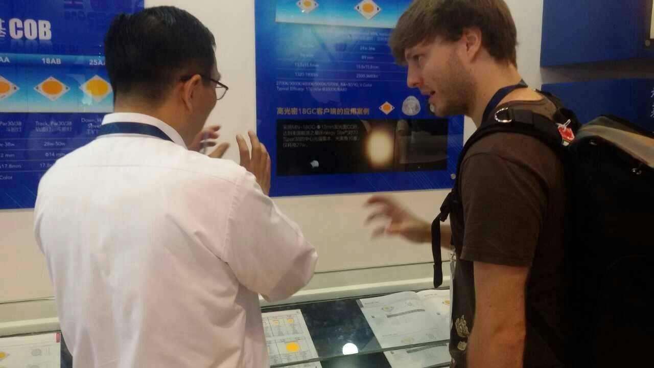 老外青睐DOB？ 易美芯光DOB、CSP产品光亚展大受好评