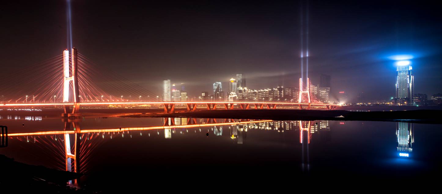 创吉尼斯世界纪录的全球“最多建筑参与固定性声光秀”案例赏析