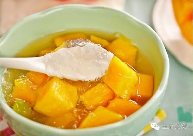 章子怡要吃多少燕窝才能抵抗住汪峰的二手烟~~