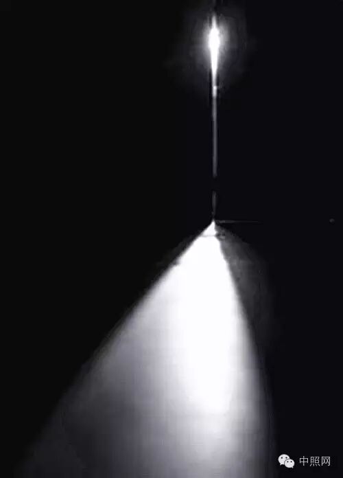 没有眼前的苟且，有的是设计师的诗和远方