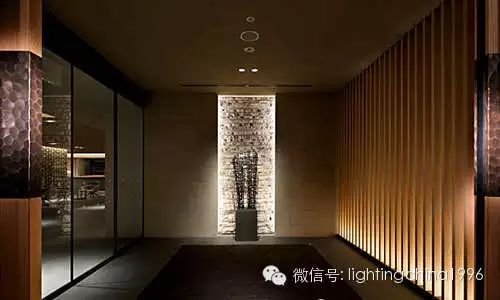 明暗反差凝聚视觉焦点—酒店室内照明设计赏析图片