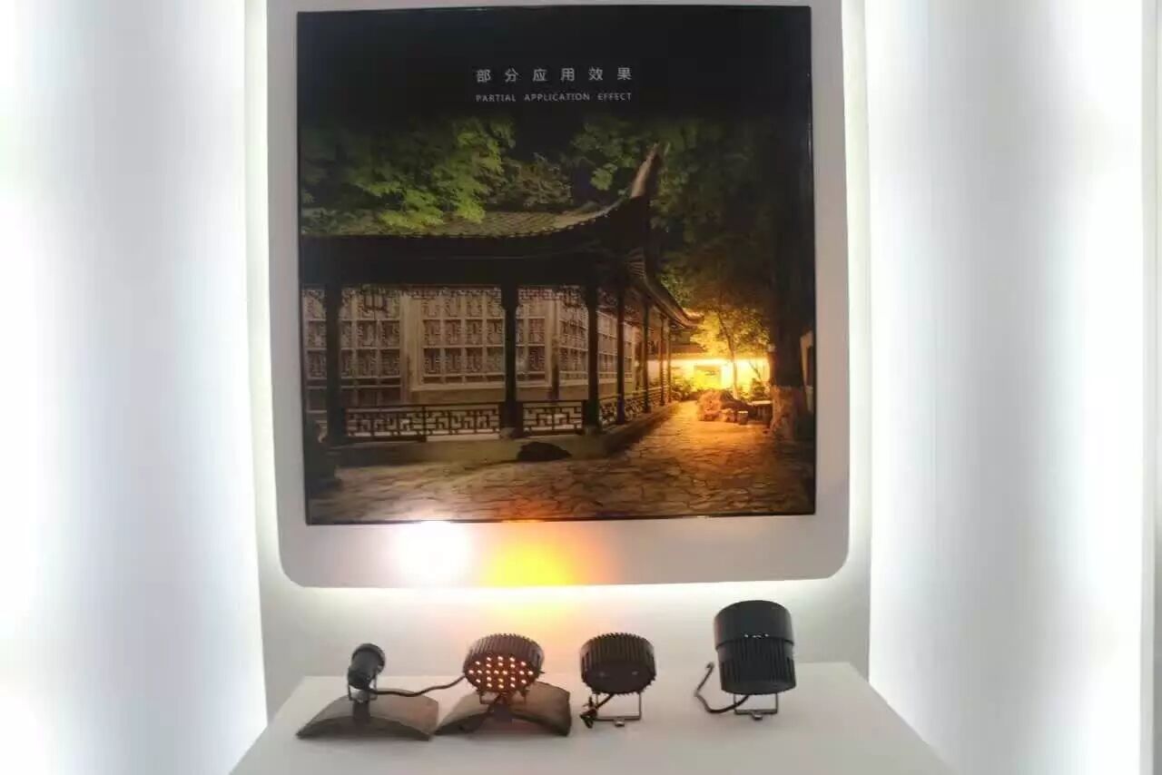 直击光亚展第三天 看看大家都在看些啥？