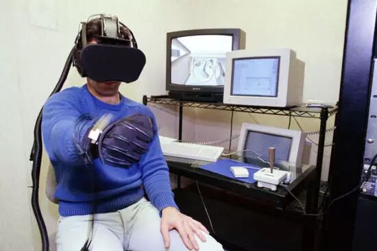 虚拟现实科普篇：1分钟看完1932年来最全VR设备发展史