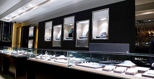 珠宝照明该如何握住商场中那最贵的一道光？