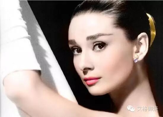 女性话题—刘晓庆:女人可以老,不可以丑