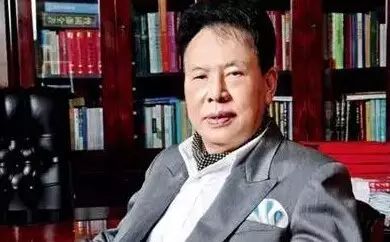 买下李小龙故居,让炒股输得精光的他赚了100倍!