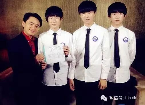 TFBOYS拍戏首探班易烊千玺从未哭过