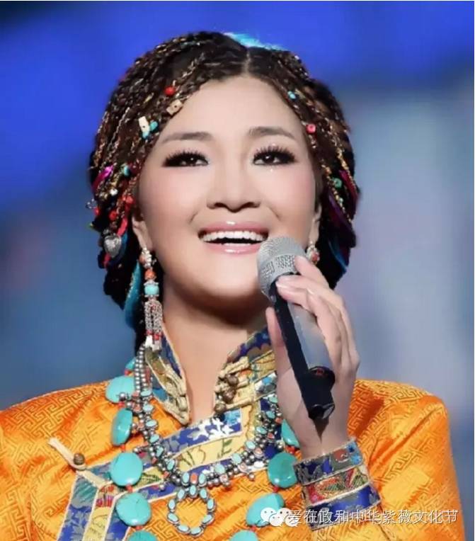 最美女中音降央卓玛献唱田七导演公益歌曲《我以茶之名》...
