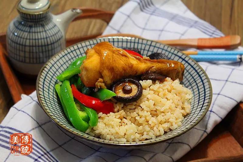 【香菇鸡腿饭】饭菜一锅出 美味加倍