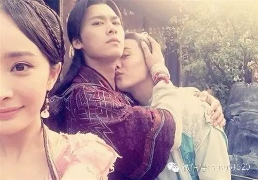 马天宇吻着李易峰,小编表示无力吐槽