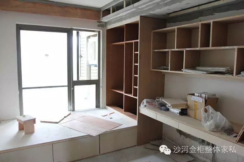 多式多样的定制榻榻米书架书桌效果图