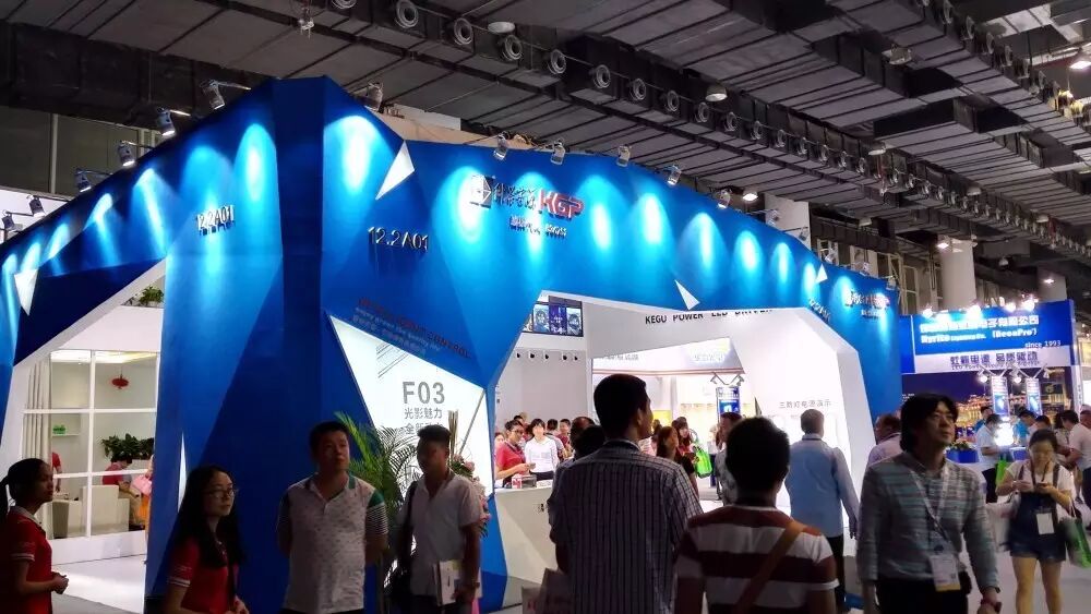 展台风采秀，行摄那些亮相光亚展的“TOP10”企业