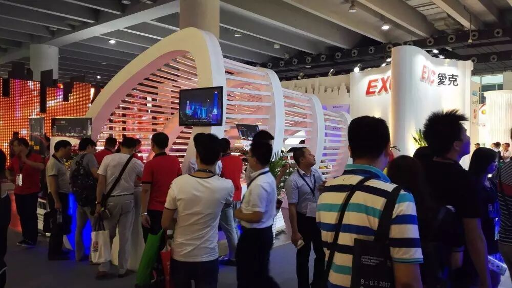 展台风采秀，行摄那些亮相光亚展的“TOP10”企业