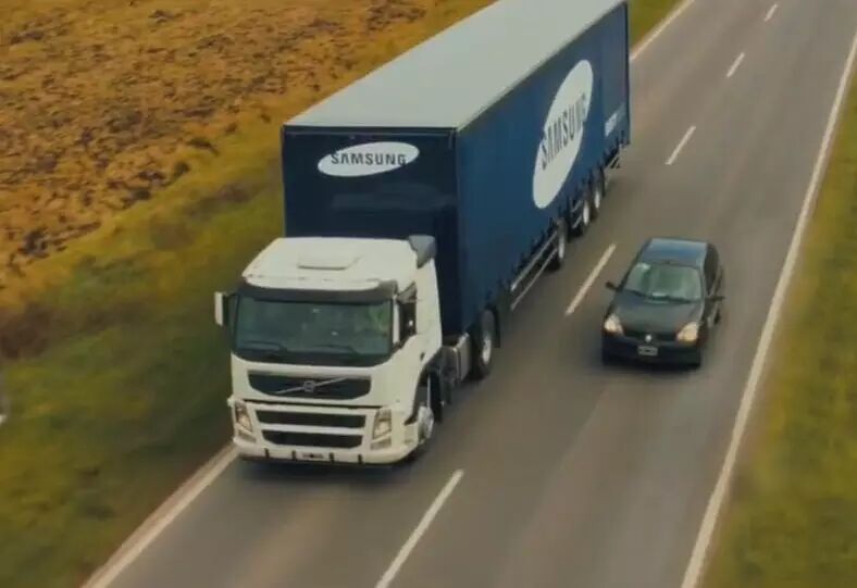 资料网 公众号文章 >> 正文 这种卡车被三星称为 safety truck.