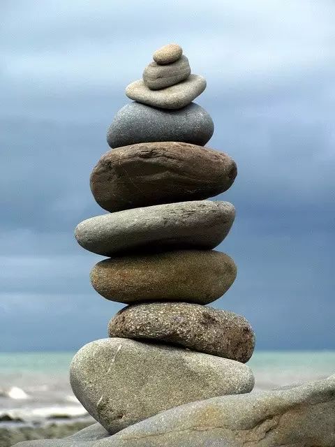 禅之意境叠石