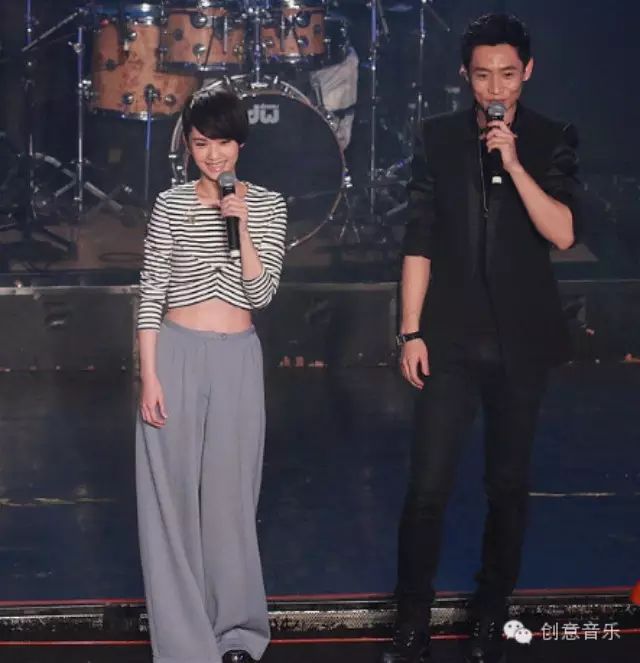 魏晨&杨丞琳演唱不一样的《珊瑚海》