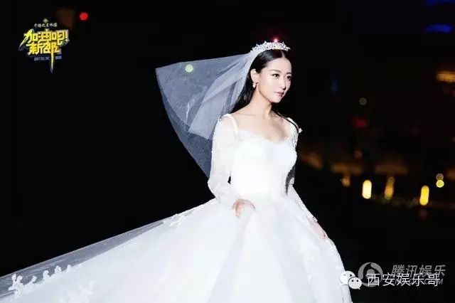 白冰再办浪漫婚礼 婚纱照曝光