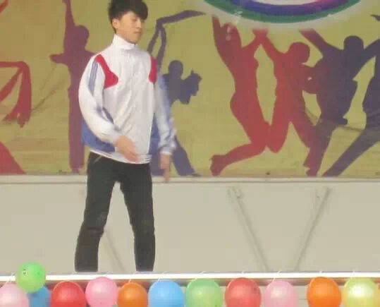 【盘点】泰安中小学校校服，堪称校园版蓝白生死恋