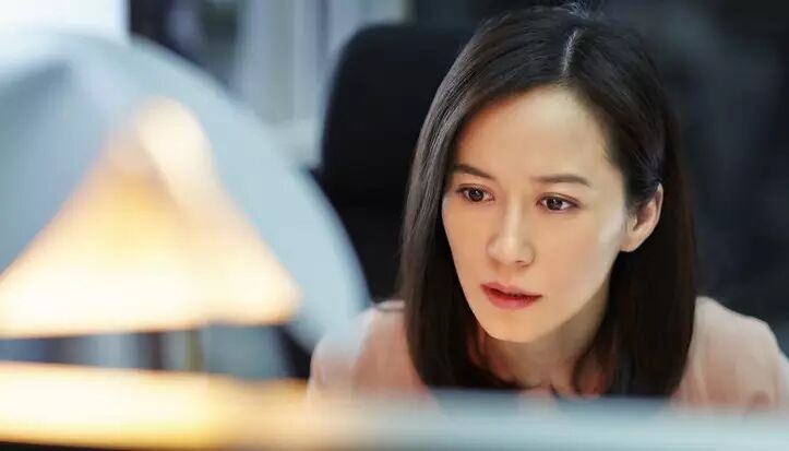 年过40的俞飞鸿:在青春不再的年纪,依旧保持本心和纯真