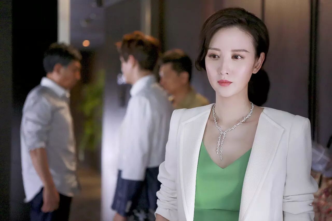 【演员张萌】她与胡歌、霍建华合作,又曾是吴秀波的前...