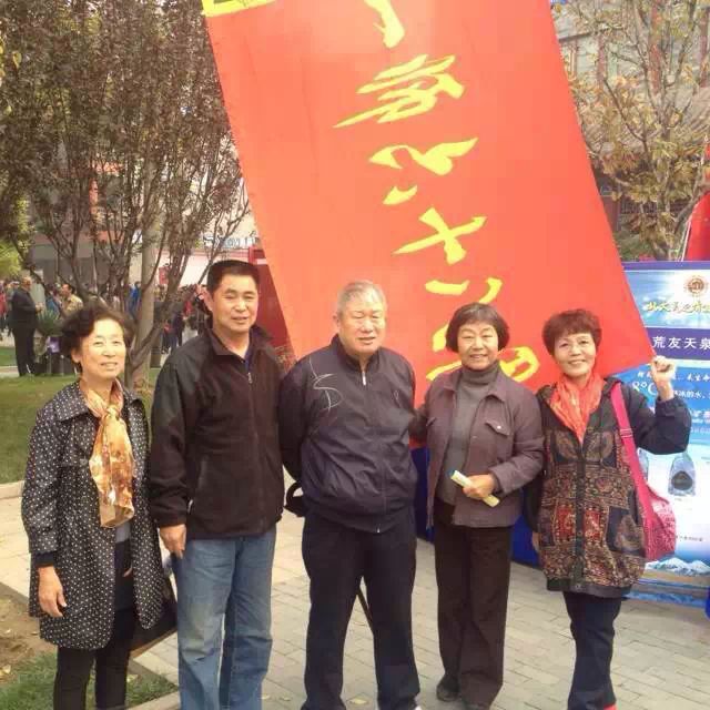 转:北大荒知青“三节”精彩片段(3)“喊一声北大荒,我们的友谊地久天长!” - 依兰收获机厂 - 依兰收获机厂 转:北大荒知青“三节”精彩片段(3)“喊一声北大荒,我们的友谊地久天长!” - 依兰收获机厂 - 依兰收获机厂