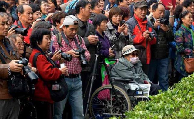 转: 北大荒知青“三节”精彩片段(2)“喊一声北大荒,我们的友谊地久天长!” - 依兰收获机厂 - 依兰收获机厂 转: 北大荒知青“三节”精彩片段(2)“喊一声北大荒,我们的友谊地久天长!” - 依兰收获机厂 - 依兰收获机厂