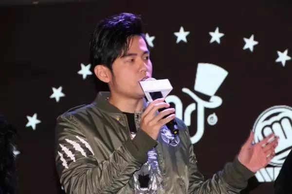 周杰伦电竞肖像权6年1千万 还将成立电竞公司