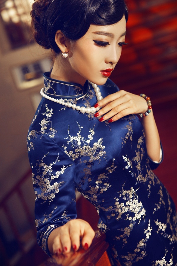 旗袍于我，永远是一种无言的诱惑