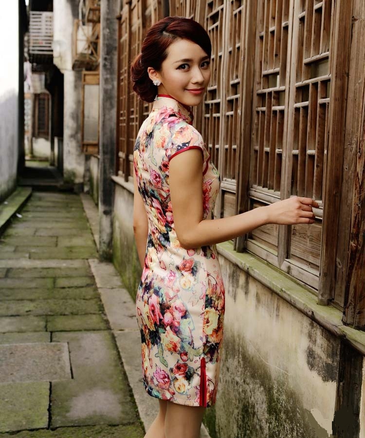 旗袍于我，永远是一种无言的诱惑