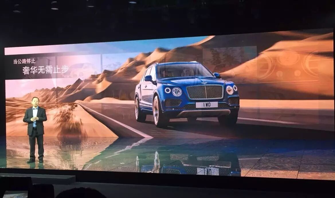 豪华车展不仅要有美女，更要有好屏！