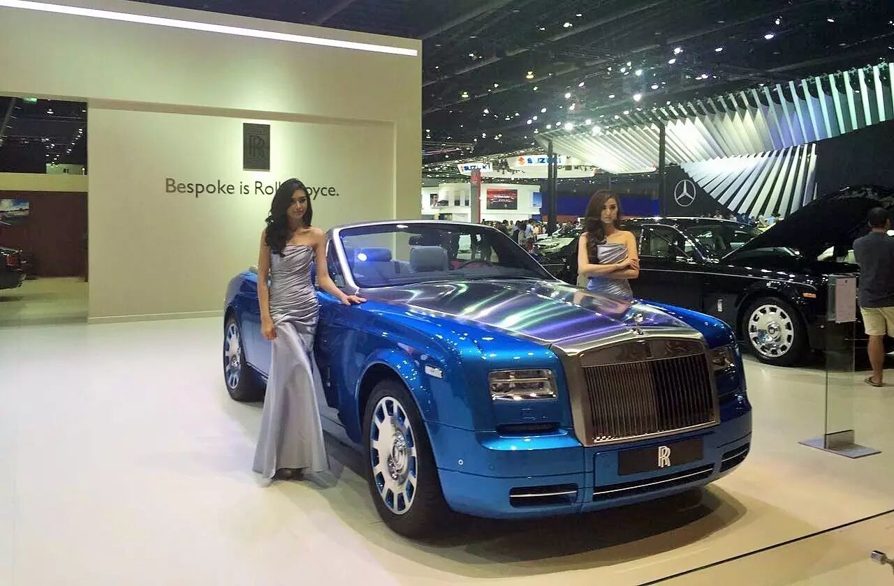 豪华车展不仅要有美女，更要有好屏！