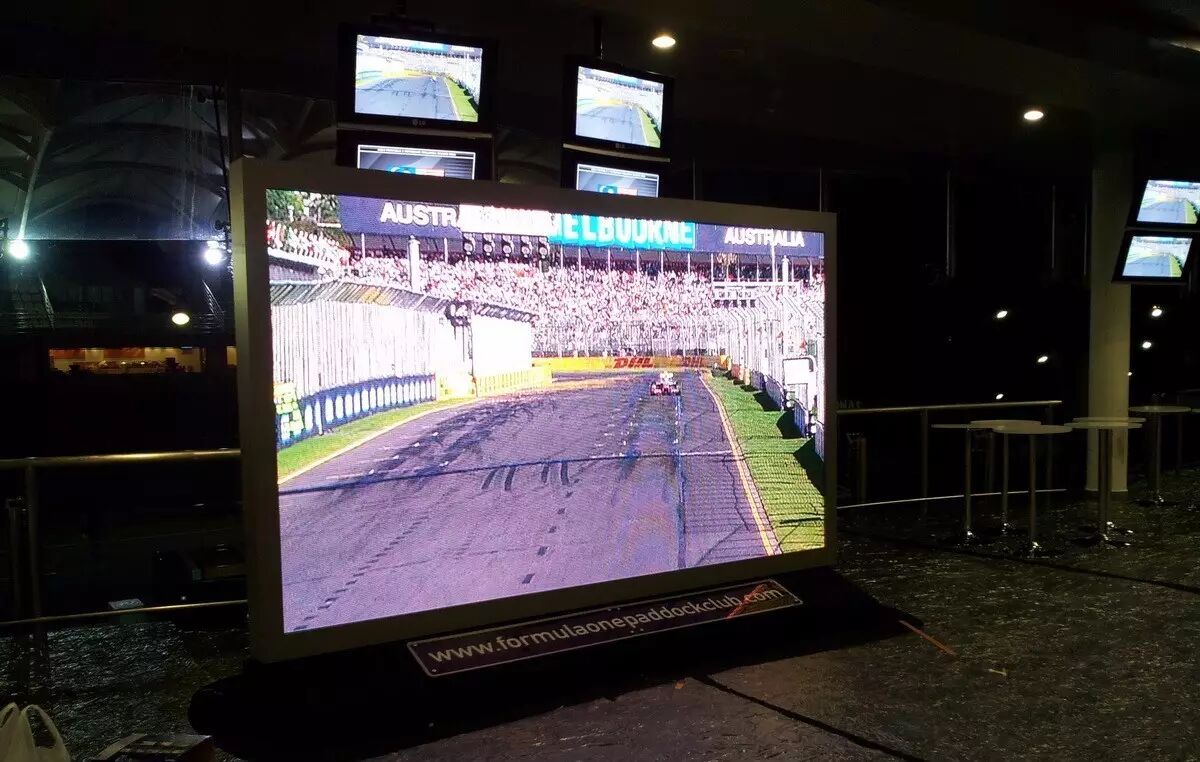 F1，艾比森陪你见证速度与激情