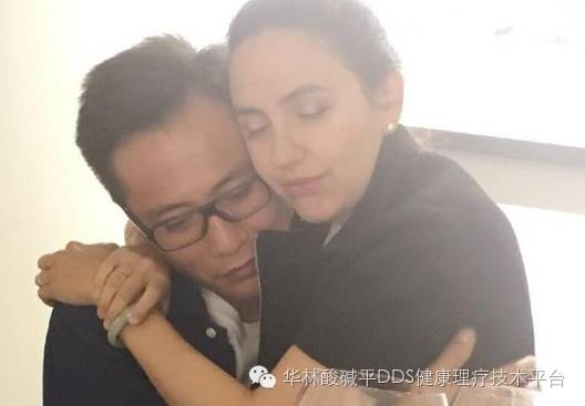 刘烨说“我真的可以不吃安眠药不喝酒睡觉了,但只有跟她...