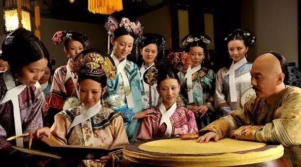 一夫多妻的国家有哪些_国家标志又称国家象征一般有_一夫两妻的国家