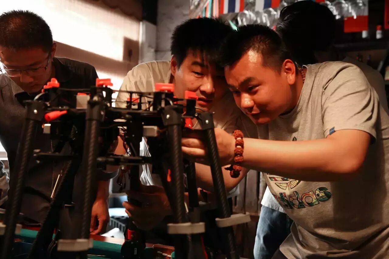 這家公司太任性：給員工發(fā)無(wú)人機(jī)??！ 