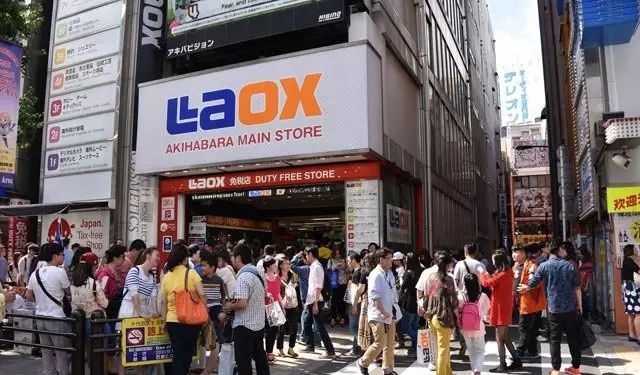 资料图:在日本的中国游客
