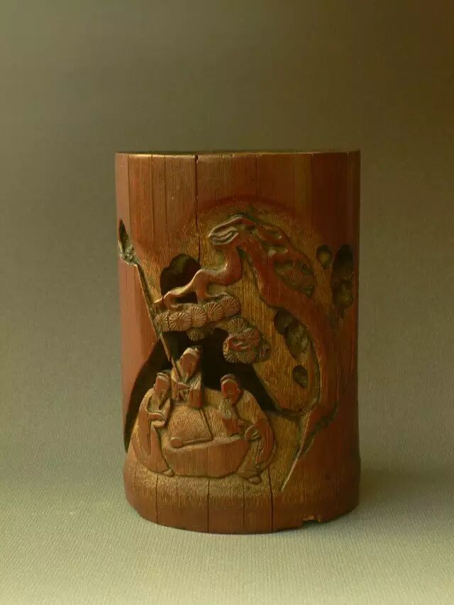 荆歌收藏的明末清初竹刻笔筒