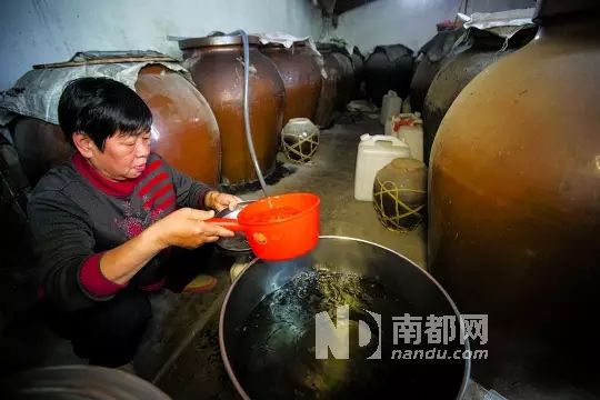 以猪肉和米酒酿成的顺德玉冰烧