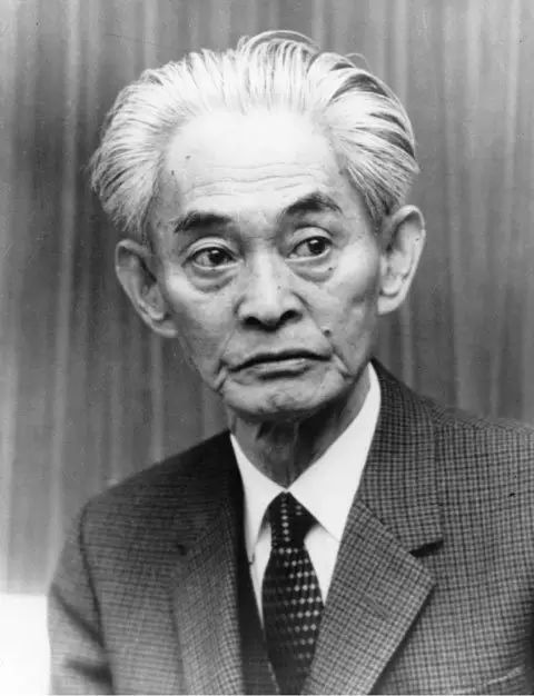 川端康成