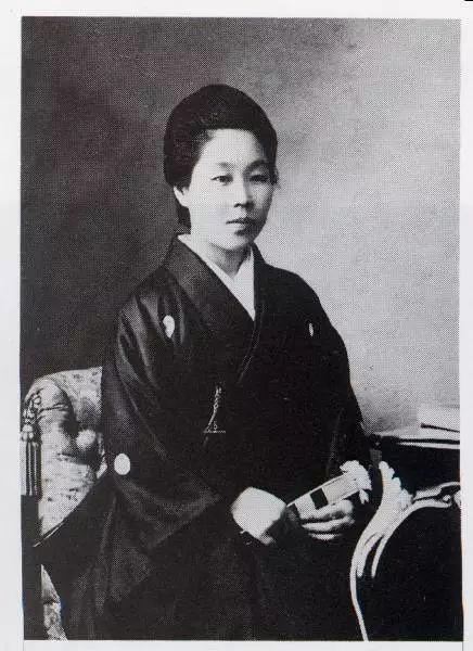 吉冈弥生