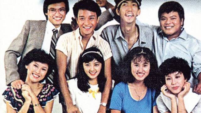 80年代初仍为丽的时期,该台开拍青春偶像剧系列,张国荣与倪诗蓓当年就是丽的金童玉女。