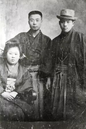左起:羽太信子、周作人、信子的弟弟羽太重九