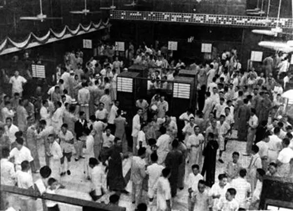 资料图:1920年7月1日,上海证券物品交易所开幕。