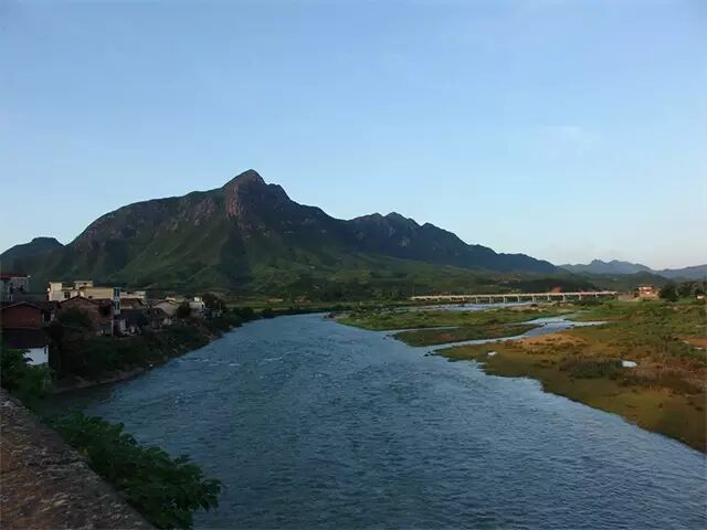 辛、陈相会的鹅湖山