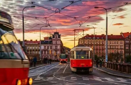 【龙塔旅游】它是周杰伦深爱的城市,宛若童话,浪漫到骨...