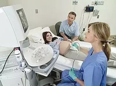 31岁妈妈喜生二胎,见到孩子第一眼却哭晕过去-怀孕期