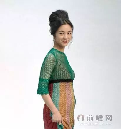 汤唯孕照遭吐槽胸部下垂 身材走样完败全智贤