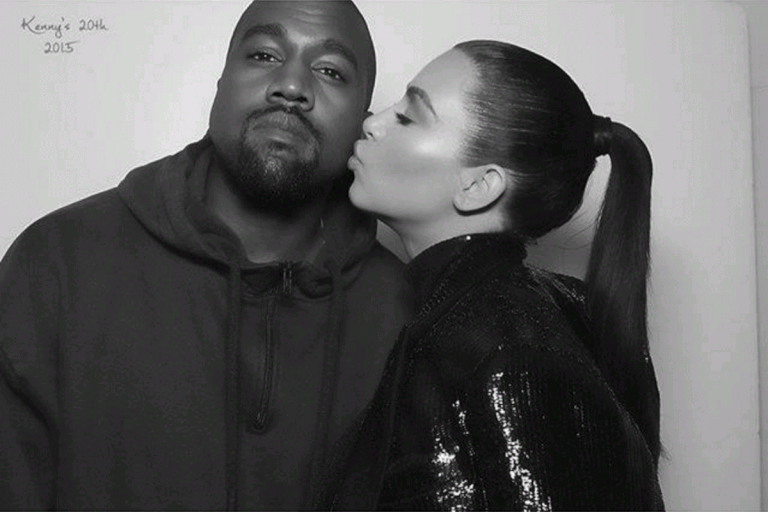 ▼ 金大姐kim kardashian床照都敢秀,秀个ps图怎么了.